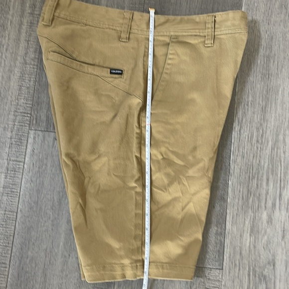 Volcom shorts - Picture 6 of 6